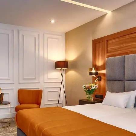 Grand Focus Отель 4*