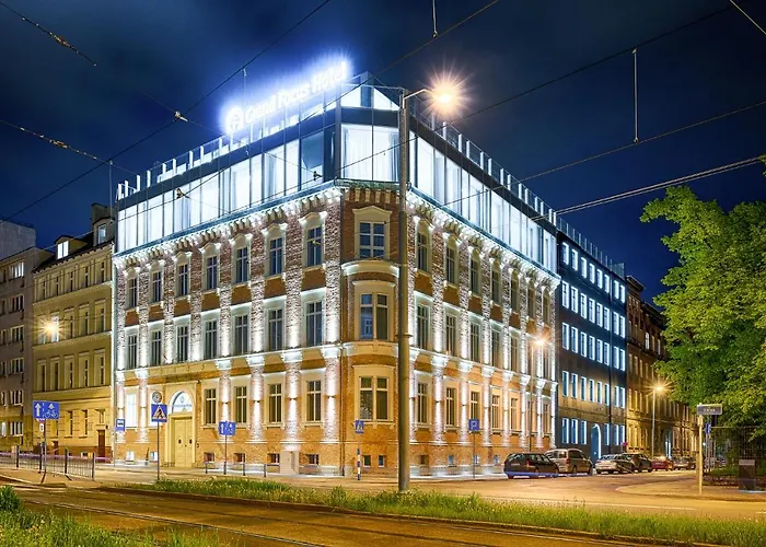 Hotel Grand Focus 4*