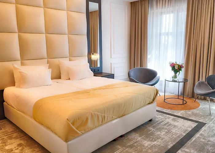 Szálloda Grand Focus 4*